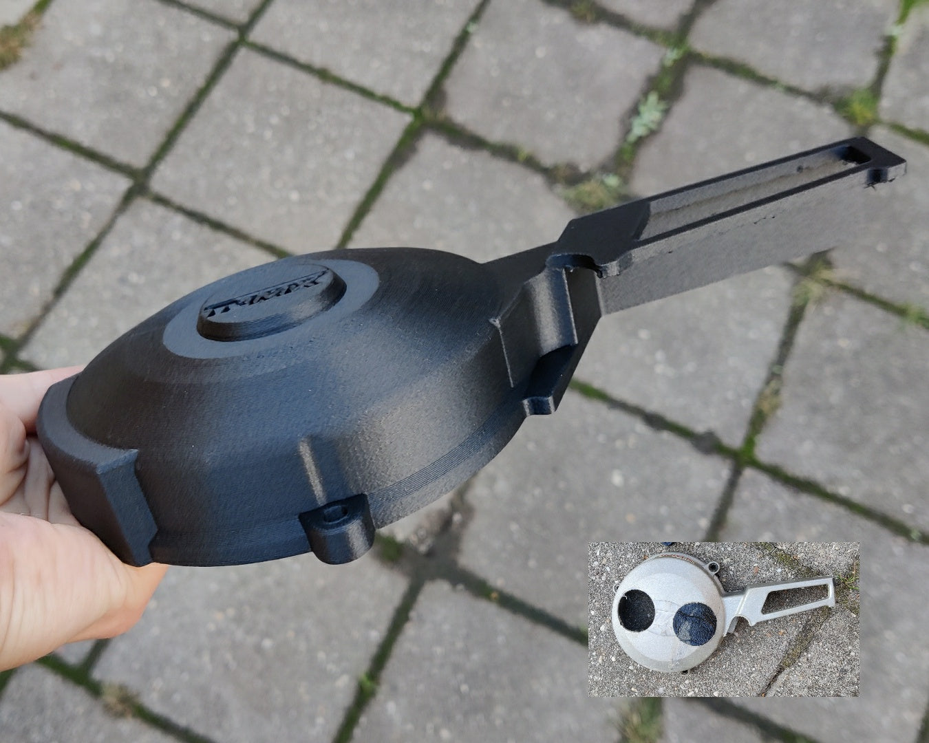 3D geprint ontstekingsdeksel in het materiaal koolstofvezel versterkt nylon